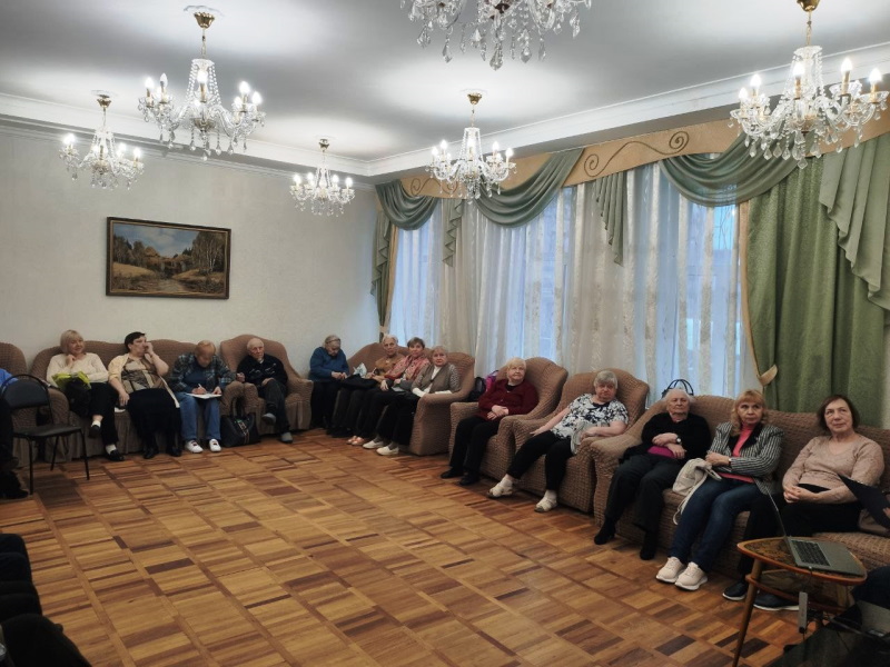 🎄🎶 История новогодних песен, или  Как создать праздничное настроение!